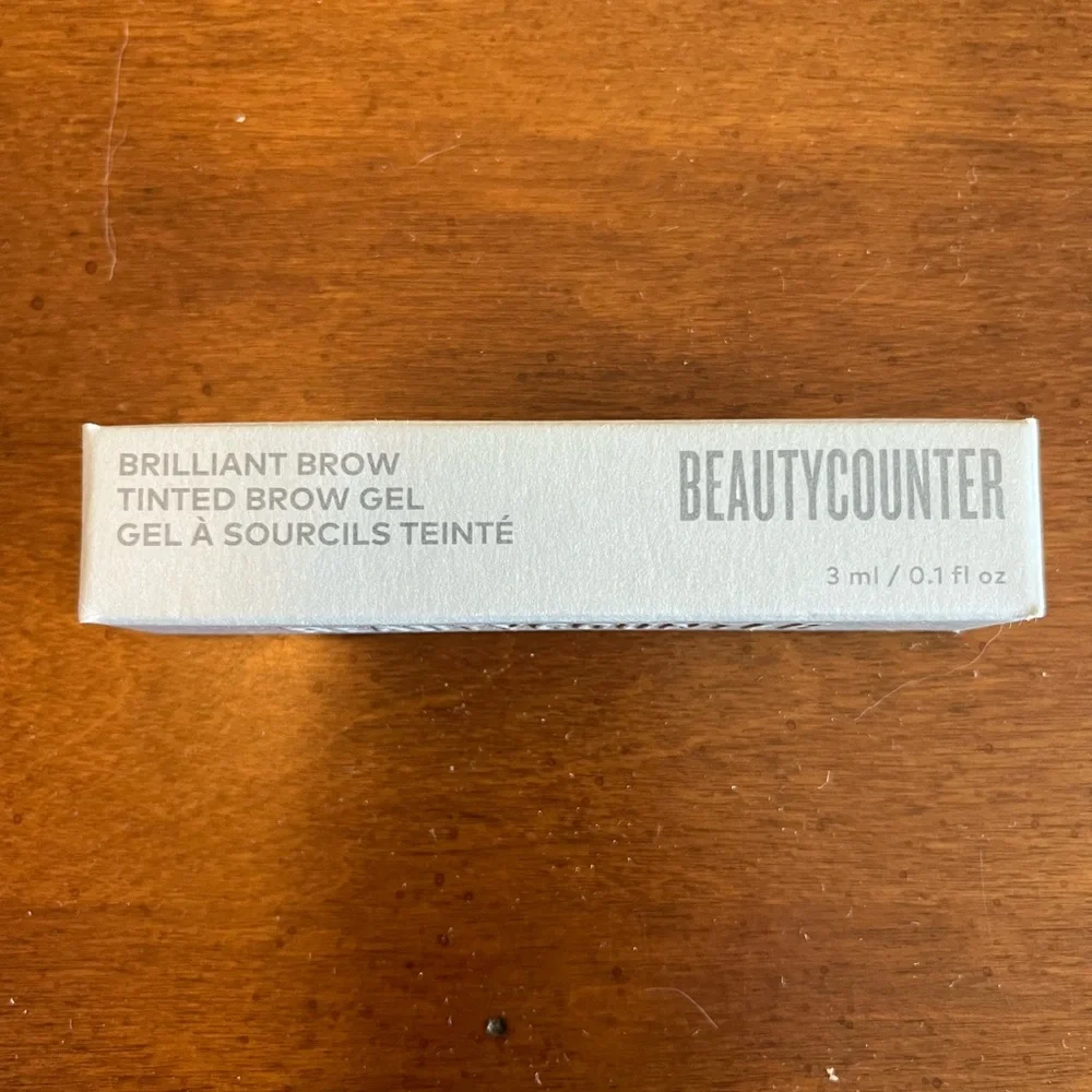 Beautycounter Brow Gel in “light” New in box - Picture 1 of 2